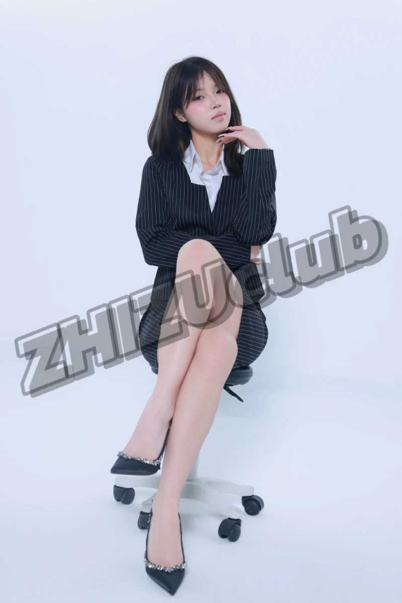 第364期-乐乐-精英白领[229张图片+38分钟视频]-已完结